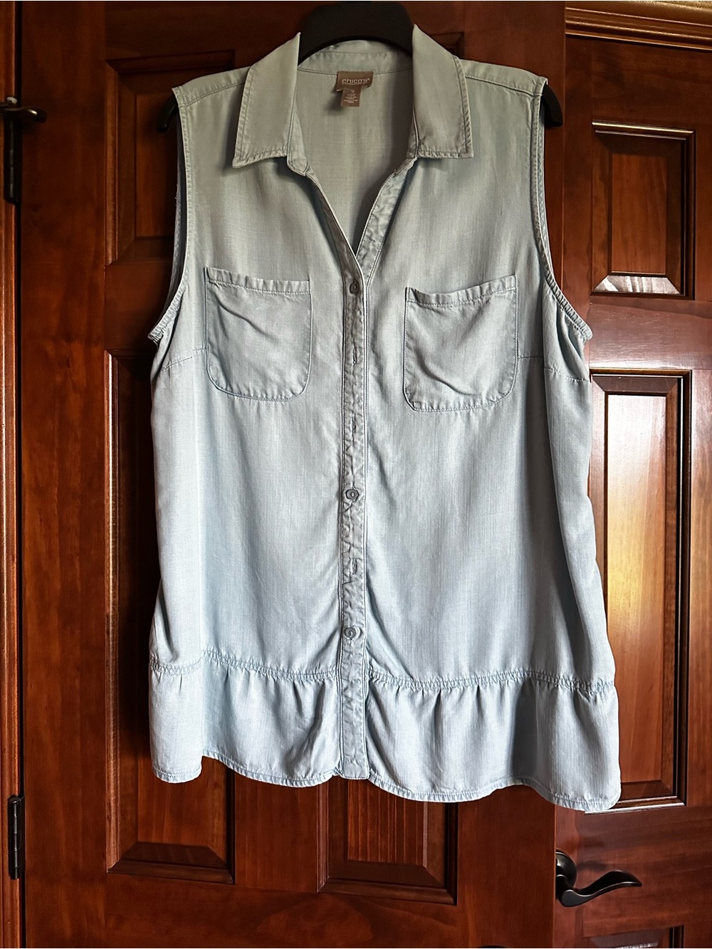Chico's Light Denim Sleeveless Button-Front Top